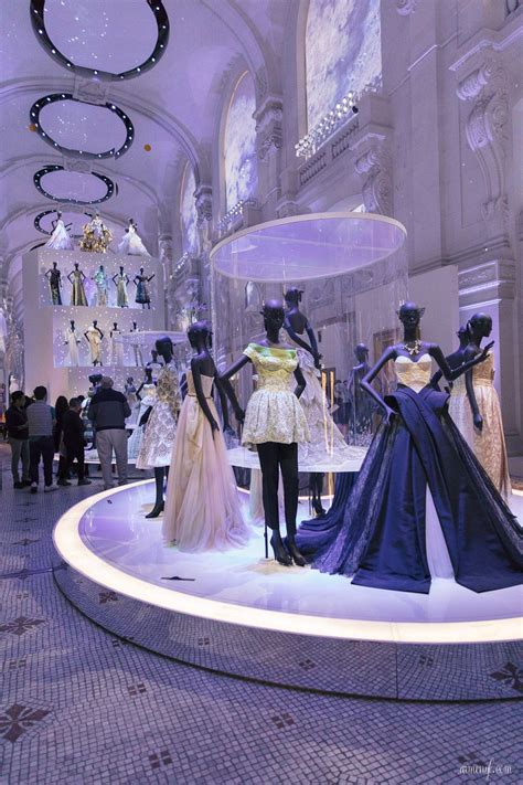 dior couturier du reve exhibition|Dior couturier.